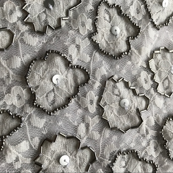 Embellished white tank beaded and sequined - Picture 2 of 4